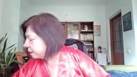 violetpulse online show from November 2025 08:25:02 AM