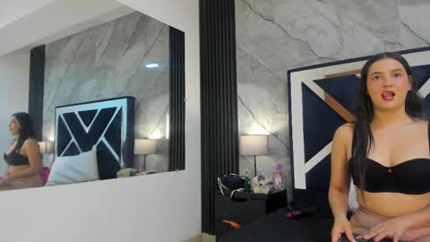 Violet Rose online show from October 2025 07:34:01 PM