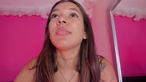 violett_24_ online show from March 2025 12:30:02 PM