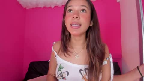 violett_24_ online show from March 2025 03:02:02 PM