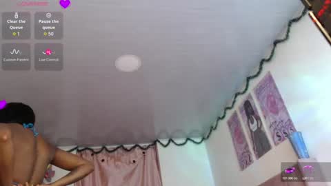Snapshot of violett_brown9 chatting on June 2026 06:54:02 AM violett_brown9 online show from June 2026 06:54:02 AM