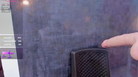 Violett online show from February 2025 08:24:01 PM