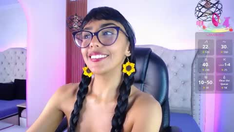 Snapshot of violett_garden chatting on May 2026 01:56:01 AM Violet online show from May 2026 01:56:01 AM