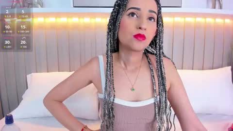 Violett  online show from November 2025 08:40:02 PM