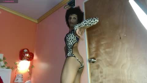 V I O L E T T E  online show from February 2026 09:47:02 PM