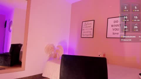 violetta_bold online show from October 2025 02:15:02 PM