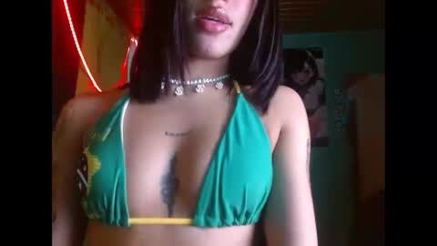 violetta_dreams online show from May 2026 05:19:01 PM