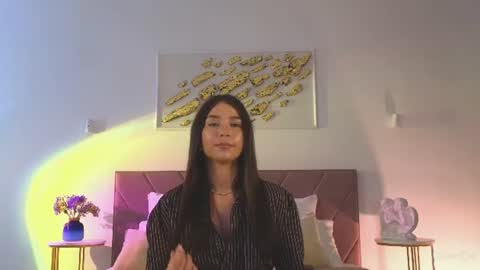 Snapshot of violetta_finch chatting on July 2026 12:42:01 PM violetta_finch online show from July 2026 12:42:01 PM