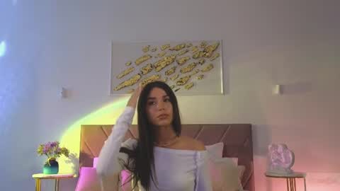 Snapshot of violetta_finch chatting on July 2026 11:50:02 AM violetta_finch online show from July 2026 11:50:02 AM
