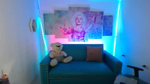 Violeta online show from February 2026 12:14:02 PM