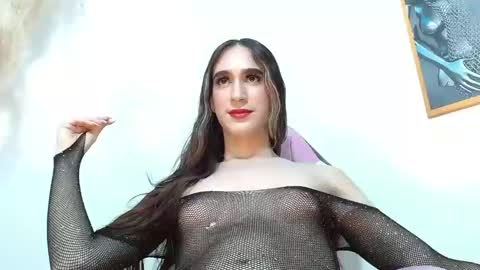 Snapshot of violetta_tss chatting on December 2024 02:57:01 AM Princess Violet Valerious Follow me IGX violetvalerious online show from December 2024 02:57:01 AM