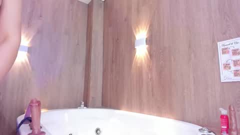 Violetta  online show from February 2026 07:51:01 AM