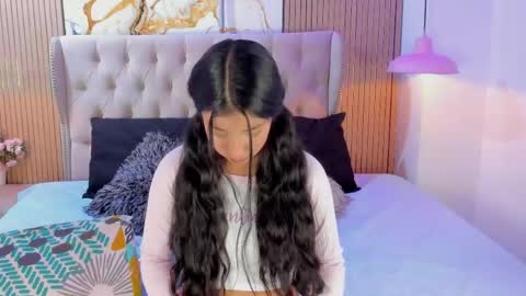 violettaruizz online show from June 2026 11:01:01 AM