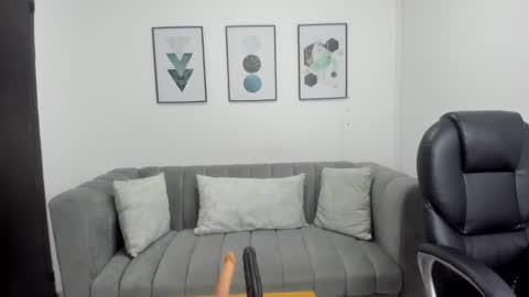 Snapshot of violettasweet_ chatting on October 2025 11:11:01 AM Violetta online show from October 2025 11:11:01 AM