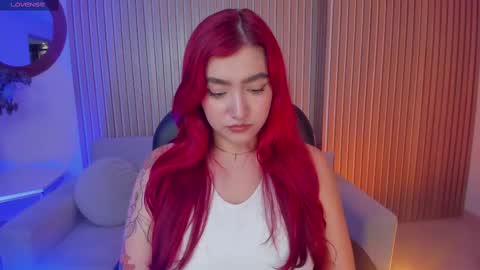 Violett Castel online show from February 2025 07:58:01 PM