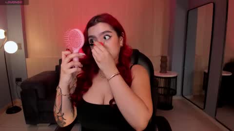 Violett Castel online show from October 2025 07:14:02 PM