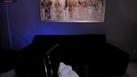 Violett Castel online show from March 2026 02:16:01 PM