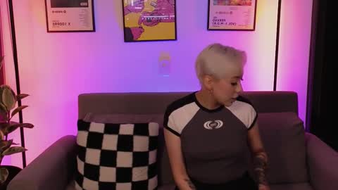 Violet online show from February 2026 01:15:01 AM