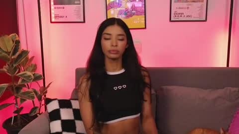 Snapshot of violettgrey_ chatting on April 2026 03:17:01 AM Violet online show from April 2026 03:17:01 AM
