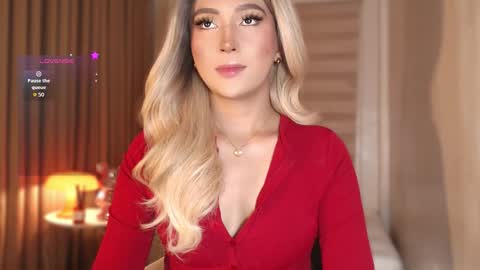 Snapshot of violetversacexx chatting on February 2026 03:21:02 AM Best Of Both Worlds online show from February 2026 03:21:02 AM