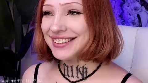 Snapshot of violetvio1ator chatting on May 2026 01:29:01 PM Dommy mommy online show from May 2026 01:29:01 PM