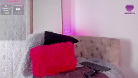 violetwinters_ online show from July 2026 03:34:01 AM