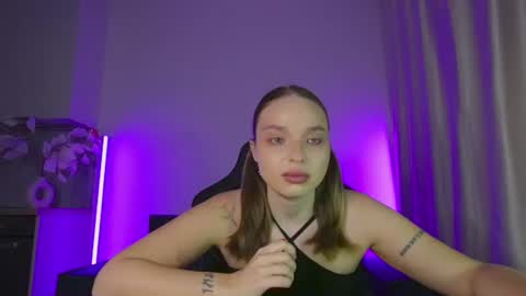 Snapshot of viollasinzz chatting on July 2026 08:32:02 AM Violla online show from July 2026 08:32:02 AM