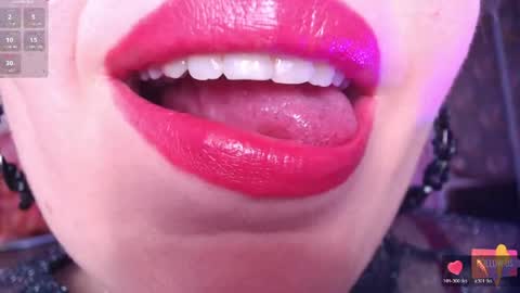 Snapshot of vip_sweetness chatting on May 2026 05:23:02 AM vip sweetness online show from May 2026 05:23:02 AM