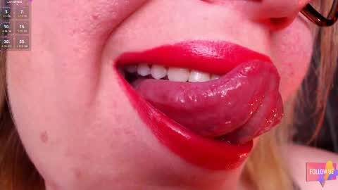 Snapshot of vip_sweetness chatting on May 2026 05:46:02 AM vip sweetness online show from May 2026 05:46:02 AM