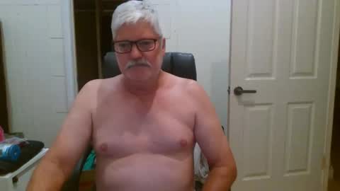 viper654321 online show from December 2025 07:35:01 AM