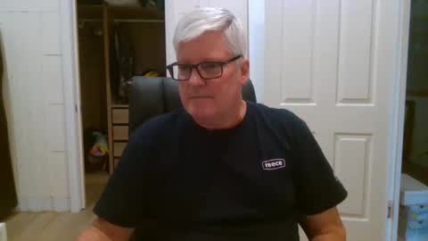 Snapshot of viper654321 chatting on May 2026 01:11:02 AM viper654321 online show from May 2026 01:11:02 AM