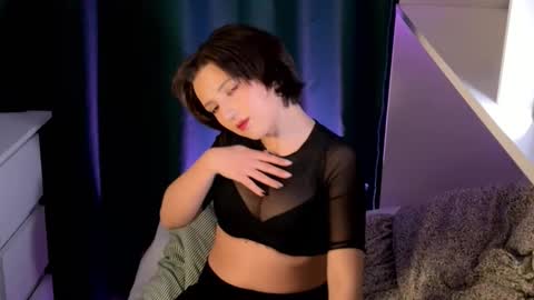 Vireia online show from March 2026 06:36:01 PM