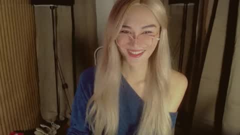 Pearl online show from October 2025 02:11:02 AM