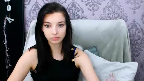 VirginLuna online show from November 2025 08:30:02 PM