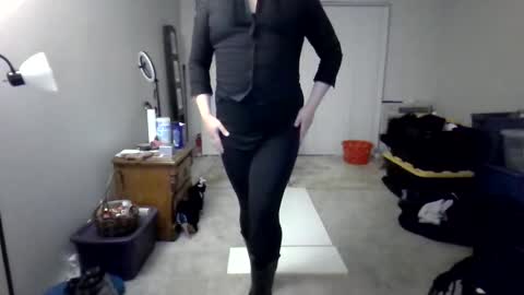 Snapshot of virgorian_enigma chatting on March 2025 05:11:02 AM priscilla online show from March 2025 05:11:02 AM