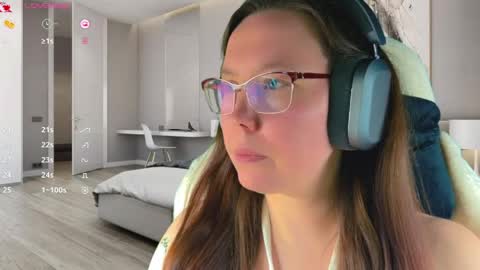 Snapshot of visecret chatting on May 2026 02:41:01 AM Victoria Romans online show from May 2026 02:41:01 AM