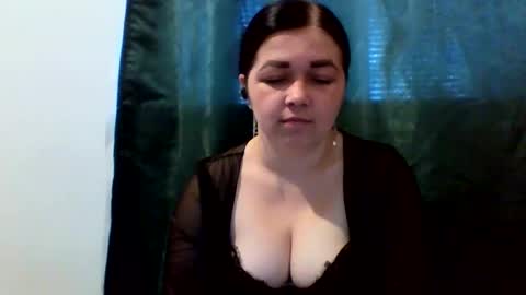 Snapshot of vitalina282128 chatting on May 2026 03:08:02 PM Vitalina282128 online show from May 2026 03:08:02 PM