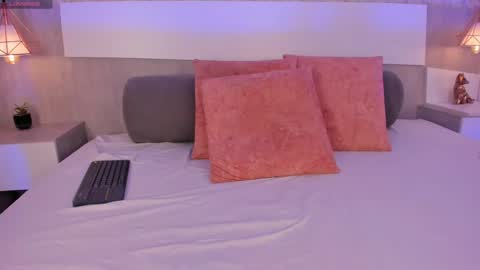 Vttoria online show from April 2026 04:46:02 PM