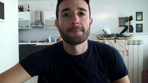 Snapshot of vittorio20cm chatting on December 2024 09:59:02 AM vittorio20cm online show from December 2024 09:59:02 AM