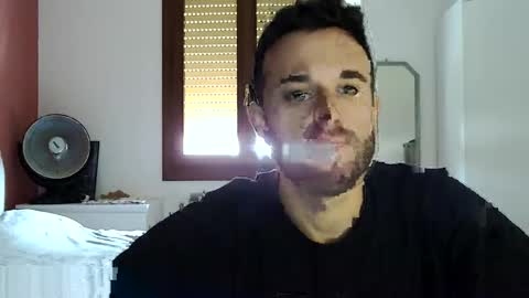 Snapshot of vittorio20cm chatting on February 2025 01:22:01 PM vittorio20cm online show from February 2025 01:22:01 PM