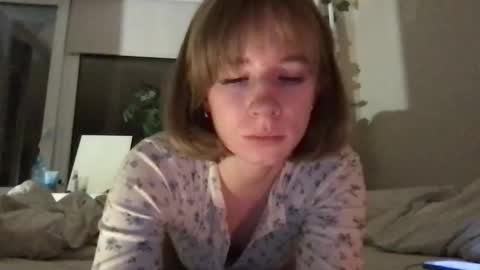 Snapshot of viv983161 chatting on November 2025 02:45:02 PM viv983161 online show from November 2025 02:45:02 PM