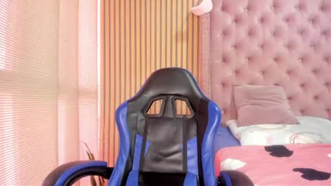 vivi cooper online show from July 2026 10:12:02 PM