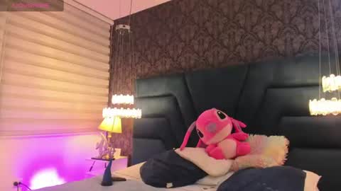 Snapshot of vivi_prinncess chatting on July 2026 01:09:02 AM Viviana online show from July 2026 01:09:02 AM