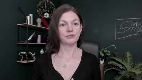 Snapshot of vivian_dream chatting on February 2026 09:38:01 AM Vivian online show from February 2026 09:38:01 AM