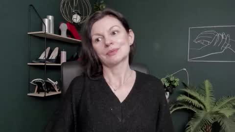 Snapshot of vivian_dream chatting on March 2026 06:52:01 AM Vivian online show from March 2026 06:52:01 AM