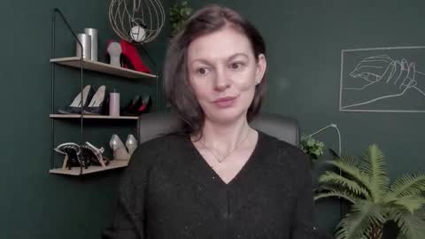 Vivian online show from March 2026 06:43:02 AM