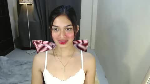 Snapshot of vivian_roberts chatting on December 2024 12:13:01 AM Vivian online show from December 2024 12:13:01 AM