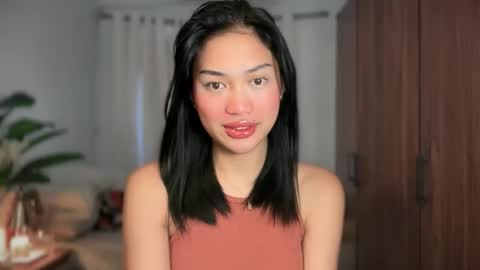 Snapshot of vivian_roberts chatting on May 2026 09:53:02 PM Vivian online show from May 2026 09:53:02 PM