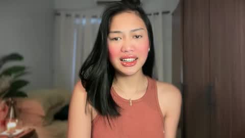 Snapshot of vivian_roberts chatting on May 2026 12:07:02 AM Vivian online show from May 2026 12:07:02 AM