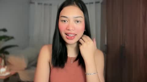 Snapshot of vivian_roberts chatting on June 2026 09:38:01 PM Vivian online show from June 2026 09:38:01 PM
